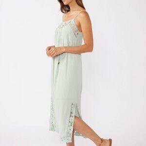 Lovestitch Floral Trim Spaghetti Midi Dress: Mint / M